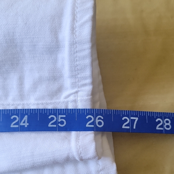 Women's White Jeans - Picture 4 of 8
